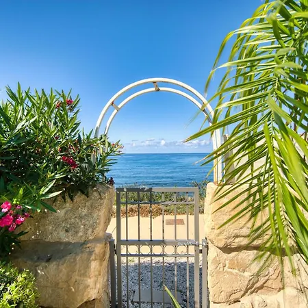 Villa Seafront 1 Paphos